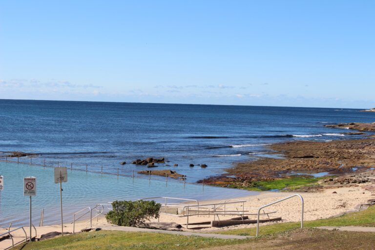 Shelly Beach and rock pool