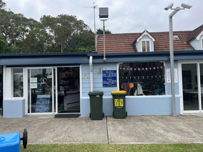 Boat Hiring Office at Como Marina, South Sydney