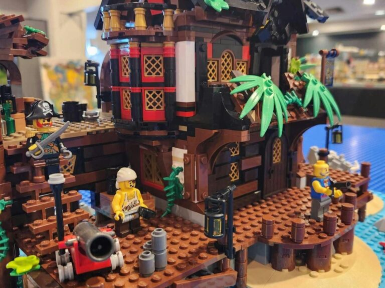 Pirates - Cronulla LEGO Brick Show