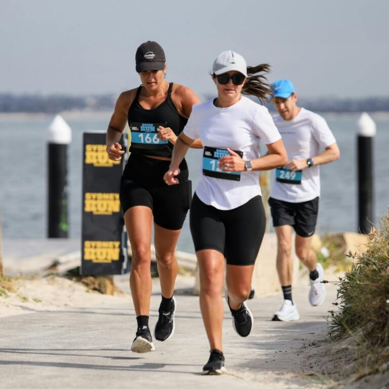 Runners navigating through the stunning Kurnell course